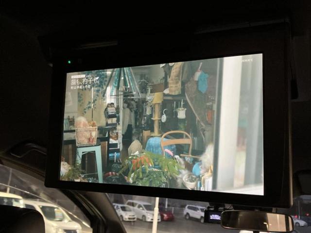 ヴォクシー ＺＳキラメキ３　保証書／純正　１０インチ　ＳＤナビ／フリップダウンモニター　純正　１２．１インチ／衝突安全装置／両側電動スライドドア／車線逸脱防止支援システム／シート　ハーフレザー／ドライブレコーダー　前後　ドラレコ（11枚目）