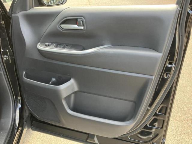 ヴォクシー Ｓ－Ｚ　保証書／ディスプレイオーディオ＋ナビ１０．５インチ／フリップダウンモニター　純正　１４インチ／トヨタセーフティセンス／両側電動スライドドア／シートヒーター　前席／車線逸脱防止支援システム　バックカメラ（22枚目）