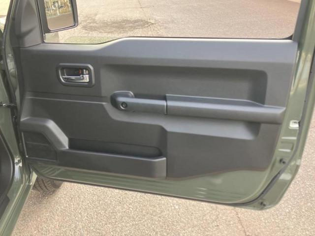 ジムニー ４ＷＤ　ＸＣ　新品タイヤ／保証書／セーフティサポート（スズキ）／シートヒーター　前席／車線逸脱防止支援システム／ドライブレコーダー　前後／ヘッドランプ　ＬＥＤ／ＡＢＳ／横滑り防止装置／アイドリングストップ　４ＷＤ（20枚目）