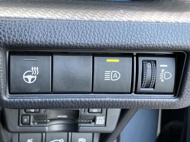 プリウス Ｚ　新品タイヤ／パノラマルーフ／保証書／ディスプレイオーディオ＋ナビ１２．３インチ／トヨタセーフティセンス／エアーシート　前席／パノラミックビューモニター／車線逸脱防止支援システム／シート　合皮（26枚目）