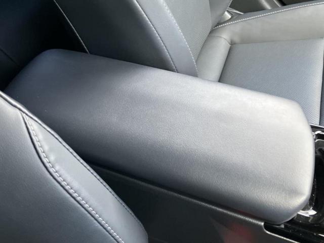 プリウス Ｚ　新品タイヤ／パノラマルーフ／保証書／ディスプレイオーディオ＋ナビ１２．３インチ／トヨタセーフティセンス／エアーシート　前席／パノラミックビューモニター／車線逸脱防止支援システム／シート　合皮（32枚目）