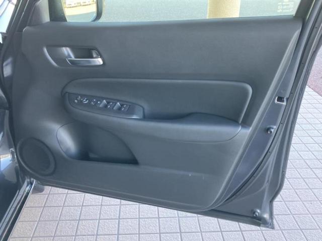 フィット ｅＨＥＶホーム　純正　９インチ　ナビ／ホンダセンシング／車線逸脱防止支援システム／シート　ハーフレザー／ヘッドランプ　ＬＥＤ／ＵＳＢジャック／Ｂｌｕｅｔｏｏｔｈ接続／ＥＴＣ／ＥＢＤ付ＡＢＳ／横滑り防止装置　ＤＶＤ再生（20枚目）