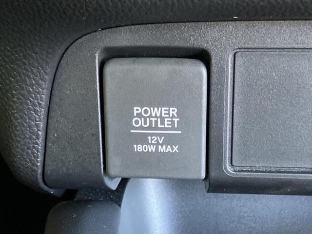 フィット ｅＨＥＶホーム　純正　９インチ　ナビ／ホンダセンシング／車線逸脱防止支援システム／シート　ハーフレザー／ヘッドランプ　ＬＥＤ／ＵＳＢジャック／Ｂｌｕｅｔｏｏｔｈ接続／ＥＴＣ／ＥＢＤ付ＡＢＳ／横滑り防止装置　ＤＶＤ再生（34枚目）