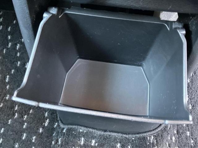 ルークス ハイウェイスターＧターボアーバンクロムプロパイロ　新品タイヤ／保証書／純正　９インチ　ＳＤナビ／エマージェンシーブレーキ／ハンズフリー両側電動スライドドア／アラウンドビューモニター／車線逸脱防止支援システム／シート　合皮／プロパイロット　全周囲カメラ（41枚目）