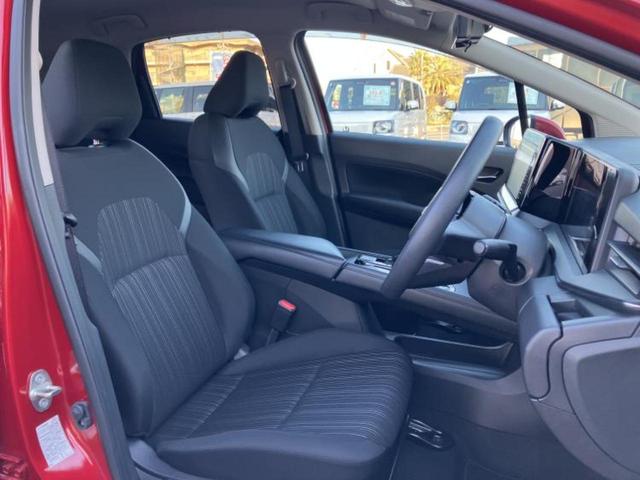 ノート Ｘ　保証書／純正　９インチ　メモリーナビ／インテリジェントルームミラー／エマージェンシーブレーキ／アラウンドビューモニター／車線逸脱防止支援システム／ヘッドランプ　ＬＥＤ／ＵＳＢジャック　全周囲カメラ（4枚目）