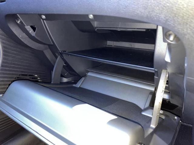 ノート Ｘ　保証書／純正　９インチ　メモリーナビ／インテリジェントルームミラー／エマージェンシーブレーキ／アラウンドビューモニター／車線逸脱防止支援システム／ヘッドランプ　ＬＥＤ／ＵＳＢジャック　全周囲カメラ（34枚目）