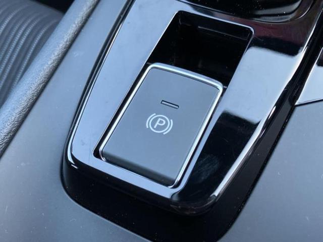 ノート Ｘ　保証書／純正　９インチ　メモリーナビ／インテリジェントルームミラー／エマージェンシーブレーキ／アラウンドビューモニター／車線逸脱防止支援システム／ヘッドランプ　ＬＥＤ／ＵＳＢジャック　全周囲カメラ（38枚目）