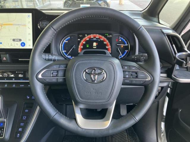 ノア ハイブリッドＳ－Ｚ　保証書／ディスプレイオーディオ＋ナビ１０インチ／デジタルインナーミラー／トヨタセーフティセンス／両側電動スライドドア／シートヒーター　前席／パノラミックビューモニター／車線逸脱防止支援システム　ＥＴＣ（13枚目）