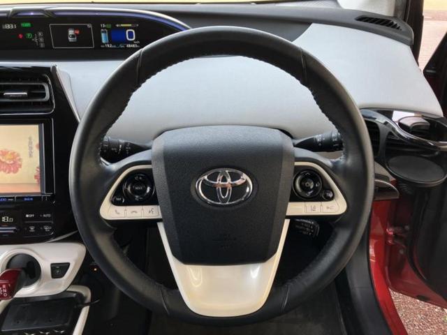 プリウス 4WD Aプレミアムツーリングセレクション エアロ/保証書/純正 9インチ SDナビ/衝突安全装置/シートヒーター 前席/車線逸脱防止支援システム/シート 合皮/パーキングアシスト 自動操舵/ヘッドランプ LED/Bluetooth接続 4WD(14枚目)