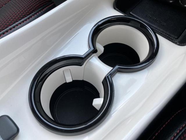 プリウス 4WD Aプレミアムツーリングセレクション エアロ/保証書/純正 9インチ SDナビ/衝突安全装置/シートヒーター 前席/車線逸脱防止支援システム/シート 合皮/パーキングアシスト 自動操舵/ヘッドランプ LED/Bluetooth接続 4WD(37枚目)