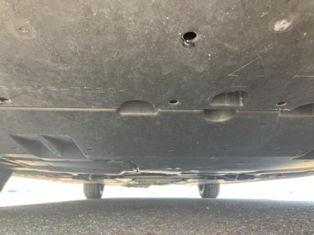 プリウス 4WD Aプレミアムツーリングセレクション エアロ/保証書/純正 9インチ SDナビ/衝突安全装置/シートヒーター 前席/車線逸脱防止支援システム/シート 合皮/パーキングアシスト 自動操舵/ヘッドランプ LED/Bluetooth接続 4WD(46枚目)