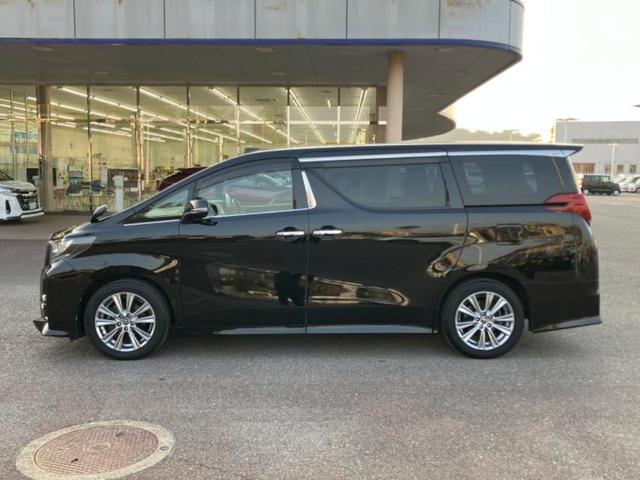 アルファード Ｓ　Ａパッケージタイプブラック　サンルーフ／社外　１１インチ　ＳＤナビ／衝突安全装置／両側電動スライドドア／シート　ハーフレザー／電動バックドア／ドライブレコーダー　社外／ヘッドランプ　ＬＥＤ／ＥＴＣ／ＥＢＤ付ＡＢＳ　バックカメラ（2枚目）