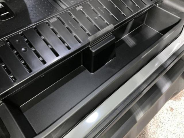 ジムニー ４ＷＤ　ＸＣ　ディスプレイオーディオ９インチ／セーフティサポート（スズキ）／シートヒーター　前席／車線逸脱防止支援システム／ヘッドランプ　ＬＥＤ／ＵＳＢジャック／Ｂｌｕｅｔｏｏｔｈ接続／ＡＢＳ　衝突被害軽減システム（22枚目）