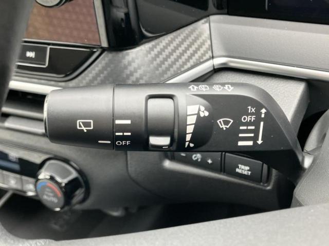 ノート Ｘ　保証書／純正　９インチ　ナビ／インテリジェントルームミラー／エマージェンシーブレーキ／アラウンドビューモニター／車線逸脱防止支援システム／ドライブレコーダー　社外／ヘッドランプ　ＬＥＤ　全周囲カメラ（16枚目）