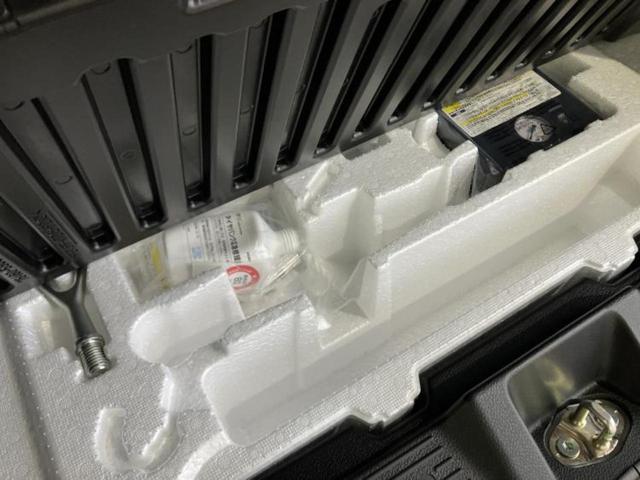 スペーシアカスタム ハイブリッドＸＳ　保証書／セーフティサポート（スズキ）／両側電動スライドドア／シートヒーター　前席／車線逸脱防止支援システム／シート　ハーフレザー／登録済未使用車／ヘッドランプ　ＬＥＤ／ＵＳＢジャック　ワンオーナー（24枚目）