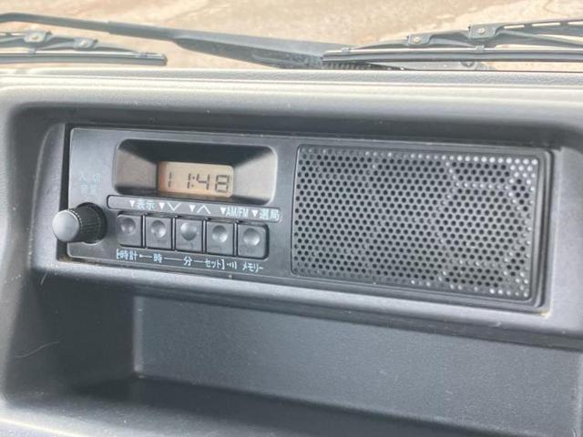 NT100クリッパートラック 4WD DXノウハン 新品タイヤ/保証書/エアバッグ 運転席/パワーステアリング/マニュアルエアコン/取扱説明書/ヘッドライトレベライザー/ラジオ 4WD(9枚目)