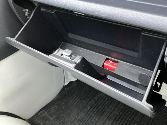 NT100クリッパートラック 4WD DXノウハン 新品タイヤ/保証書/エアバッグ 運転席/パワーステアリング/マニュアルエアコン/取扱説明書/ヘッドライトレベライザー/ラジオ 4WD(21枚目)