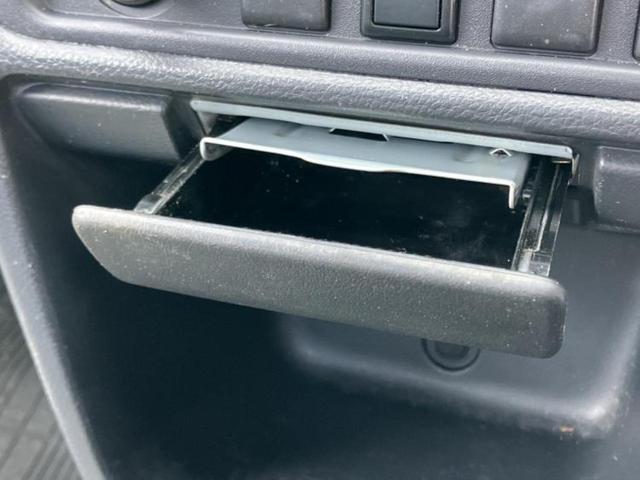 NT100クリッパートラック 4WD DXノウハン 新品タイヤ/保証書/エアバッグ 運転席/パワーステアリング/マニュアルエアコン/取扱説明書/ヘッドライトレベライザー/ラジオ 4WD(27枚目)