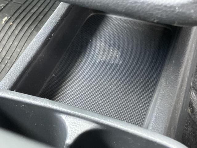 NT100クリッパートラック 4WD DXノウハン 新品タイヤ/保証書/エアバッグ 運転席/パワーステアリング/マニュアルエアコン/取扱説明書/ヘッドライトレベライザー/ラジオ 4WD(28枚目)