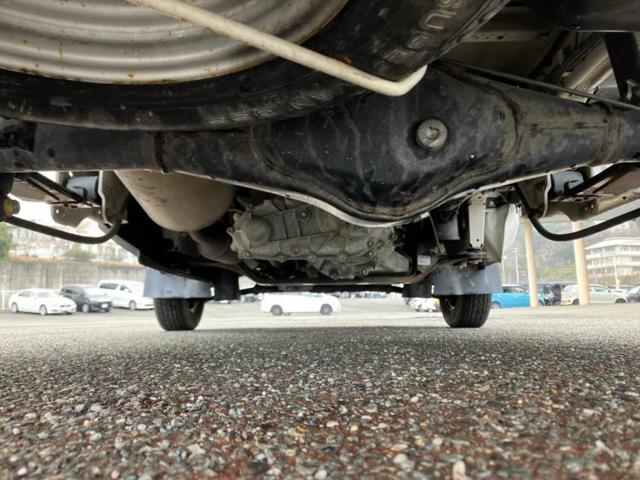 NT100クリッパートラック 4WD DXノウハン 新品タイヤ/保証書/エアバッグ 運転席/パワーステアリング/マニュアルエアコン/取扱説明書/ヘッドライトレベライザー/ラジオ 4WD(41枚目)