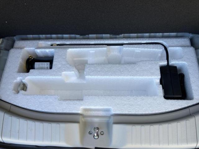 Ｎ－ＢＯＸ ヒョウジュン　保証書／ホンダセンシング／シートヒーター　前席／車線逸脱防止支援システム／ヘッドランプ　ＬＥＤ／ＥＢＤ付ＡＢＳ／横滑り防止装置／アイドリングストップ／禁煙車／パワーウインドウ　衝突被害軽減システム（25枚目）