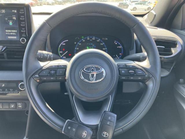 ヤリスクロス ハイブリッドZ 保証書/ディスプレイオーディオ8インチ/トヨタセーフティセンス/シートヒーター/パノラミックビューモニター/車線逸脱防止支援システム/ドライブレコーダー 純正/ヘッドランプ LED 全周囲カメラ(13枚目)