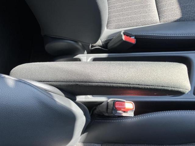 ヤリスクロス ハイブリッドZ 保証書/ディスプレイオーディオ8インチ/トヨタセーフティセンス/シートヒーター/パノラミックビューモニター/車線逸脱防止支援システム/ドライブレコーダー 純正/ヘッドランプ LED 全周囲カメラ(30枚目)