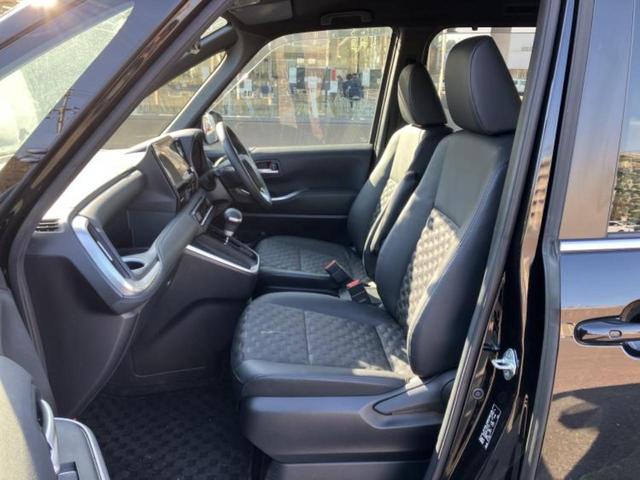 ヴォクシー Ｓ－Ｚ　保証書／純正　１０インチ　ＳＤナビ／後席モニター　純正　１２．３インチ／衝突安全装置／両側電動スライドドア／シートヒーター　前席／車線逸脱防止支援システム／ドライブレコーダー　社外　バックカメラ（6枚目）