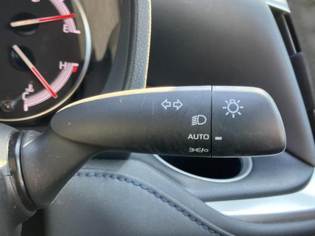 ヴォクシー Ｓ－Ｚ　保証書／純正　１０インチ　ＳＤナビ／後席モニター　純正　１２．３インチ／衝突安全装置／両側電動スライドドア／シートヒーター　前席／車線逸脱防止支援システム／ドライブレコーダー　社外　バックカメラ（15枚目）