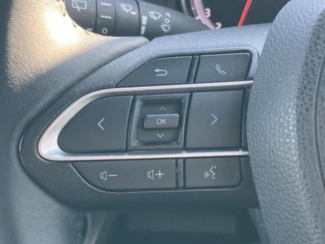 ヴォクシー Ｓ－Ｚ　保証書／純正　１０インチ　ＳＤナビ／後席モニター　純正　１２．３インチ／衝突安全装置／両側電動スライドドア／シートヒーター　前席／車線逸脱防止支援システム／ドライブレコーダー　社外　バックカメラ（25枚目）