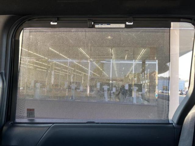 ヴォクシー Ｓ－Ｚ　保証書／純正　１０インチ　ＳＤナビ／後席モニター　純正　１２．３インチ／衝突安全装置／両側電動スライドドア／シートヒーター　前席／車線逸脱防止支援システム／ドライブレコーダー　社外　バックカメラ（42枚目）