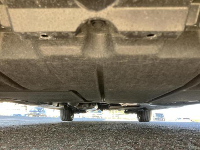 ヴォクシー Ｓ－Ｚ　保証書／純正　１０インチ　ＳＤナビ／後席モニター　純正　１２．３インチ／衝突安全装置／両側電動スライドドア／シートヒーター　前席／車線逸脱防止支援システム／ドライブレコーダー　社外　バックカメラ（46枚目）