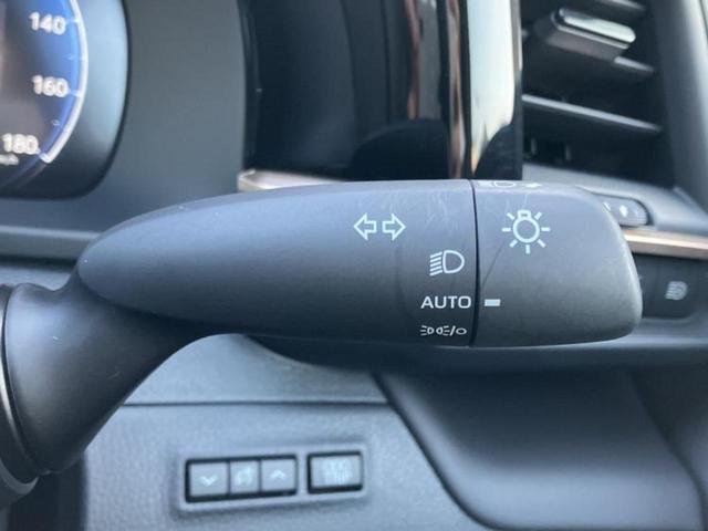 クラウンスポーツ ４ＷＤ　Ｚ　モデリスタエアロ／保証書／ディスプレイオーディオ＋ナビ／デジタルインナーミラー／トヨタセーフティセンス／エアーシート　前席／パノラミックビューモニター／車線逸脱防止支援システム／シート　合皮　４ＷＤ（16枚目）