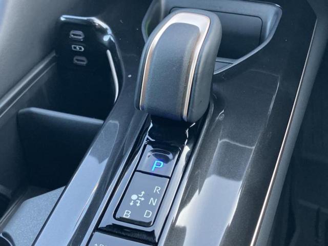 クラウンスポーツ ４ＷＤ　Ｚ　モデリスタエアロ／保証書／ディスプレイオーディオ＋ナビ／デジタルインナーミラー／トヨタセーフティセンス／エアーシート　前席／パノラミックビューモニター／車線逸脱防止支援システム／シート　合皮　４ＷＤ（18枚目）