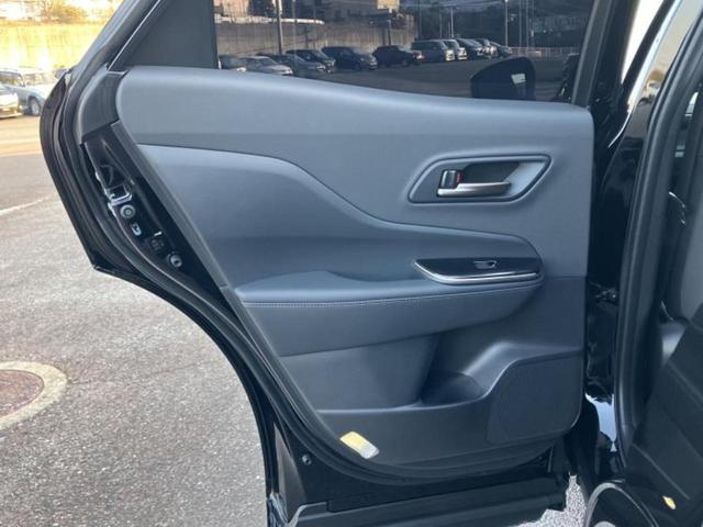 クラウンスポーツ ４ＷＤ　Ｚ　モデリスタエアロ／保証書／ディスプレイオーディオ＋ナビ／デジタルインナーミラー／トヨタセーフティセンス／エアーシート　前席／パノラミックビューモニター／車線逸脱防止支援システム／シート　合皮　４ＷＤ（22枚目）