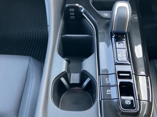 クラウンスポーツ ４ＷＤ　Ｚ　モデリスタエアロ／保証書／ディスプレイオーディオ＋ナビ／デジタルインナーミラー／トヨタセーフティセンス／エアーシート　前席／パノラミックビューモニター／車線逸脱防止支援システム／シート　合皮　４ＷＤ（37枚目）