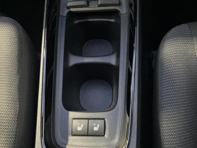 アクア Ｇ　新品タイヤ／保証書／ディスプレイオーディオ／衝突安全装置／シートヒーター　前席／全方位モニター／車線逸脱防止支援システム／ドライブレコーダー　前後／ヘッドランプ　ＬＥＤ／ＵＳＢジャック　全周囲カメラ（34枚目）