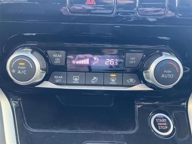 セレナ ハイウェイスタープロパイロットエディション　保証書／純正　９インチ　ナビ／フリップダウンモニター／エマージェンシーブレーキ／両側電動スライドドア／車線逸脱防止支援システム／プロパイロット／ドライブレコーダー　社外／ヘッドランプ　ＬＥＤ　ドラレコ（12枚目）