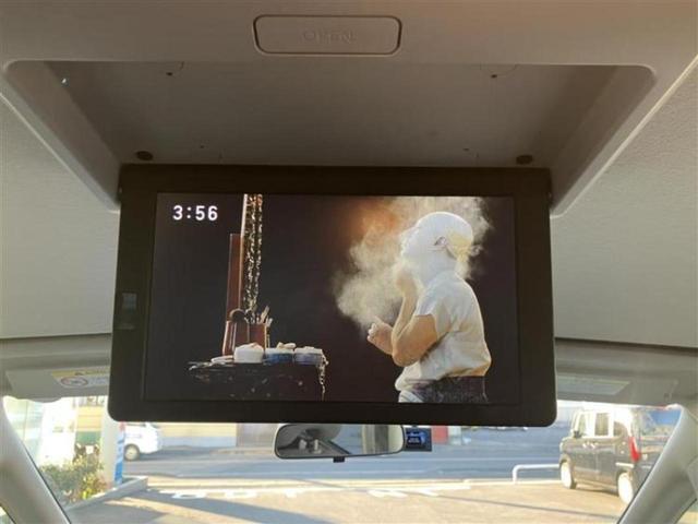 セレナ ハイウェイスタープロパイロットエディション　保証書／純正　９インチ　ナビ／フリップダウンモニター／エマージェンシーブレーキ／両側電動スライドドア／車線逸脱防止支援システム／プロパイロット／ドライブレコーダー　社外／ヘッドランプ　ＬＥＤ　ドラレコ（16枚目）