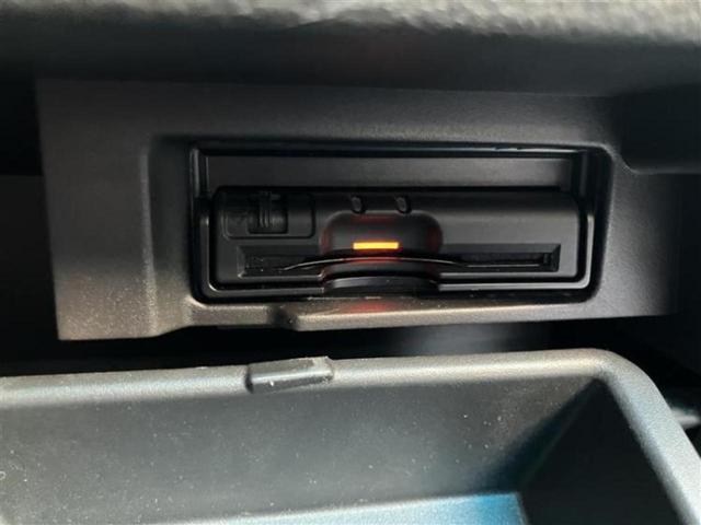 セレナ ハイウェイスタープロパイロットエディション　保証書／純正　９インチ　ナビ／フリップダウンモニター／エマージェンシーブレーキ／両側電動スライドドア／車線逸脱防止支援システム／プロパイロット／ドライブレコーダー　社外／ヘッドランプ　ＬＥＤ　ドラレコ（17枚目）