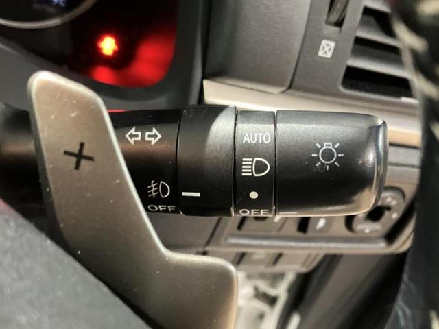 ＣＴ ＣＴ２００ｈバージョンＣ　新品タイヤ／保証書／純正　ＳＤナビ／シートヒーター　前席／シート　合皮／ドライブレコーダー　社外／ヘッドランプ　ＬＥＤ／ＵＳＢジャック／Ｂｌｕｅｔｏｏｔｈ接続／ＨＤＭＩ接続／ＥＴＣ／ＥＢＤ付ＡＢＳ（16枚目）