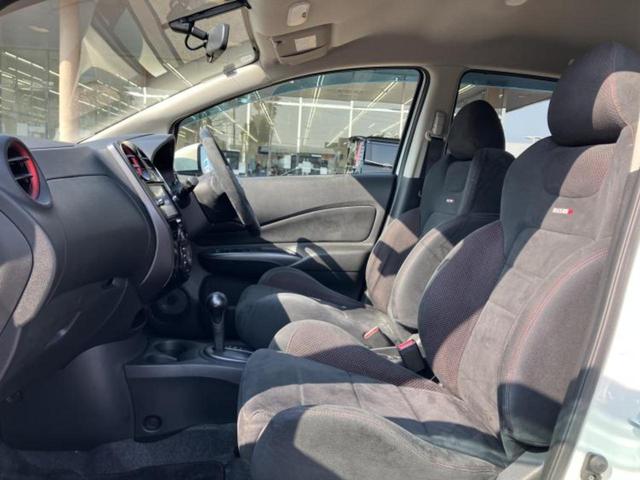 ノート ニスモ　新品タイヤ／保証書／純正　ＳＤナビ／ヘッドランプ　ＨＩＤ／Ｂｌｕｅｔｏｏｔｈ接続／ＥＴＣ／ＥＢＤ付ＡＢＳ／横滑り防止装置／アイドリングストップ／バックモニター／フルセグＴＶ／ＤＶＤ　バックカメラ（6枚目）