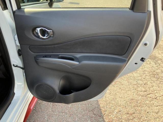 ノート ニスモ　新品タイヤ／保証書／純正　ＳＤナビ／ヘッドランプ　ＨＩＤ／Ｂｌｕｅｔｏｏｔｈ接続／ＥＴＣ／ＥＢＤ付ＡＢＳ／横滑り防止装置／アイドリングストップ／バックモニター／フルセグＴＶ／ＤＶＤ　バックカメラ（21枚目）