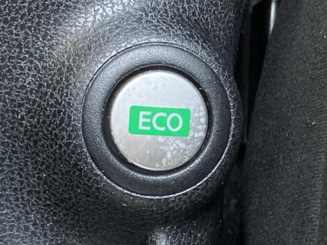 ノート ニスモ　新品タイヤ／保証書／純正　ＳＤナビ／ヘッドランプ　ＨＩＤ／Ｂｌｕｅｔｏｏｔｈ接続／ＥＴＣ／ＥＢＤ付ＡＢＳ／横滑り防止装置／アイドリングストップ／バックモニター／フルセグＴＶ／ＤＶＤ　バックカメラ（36枚目）