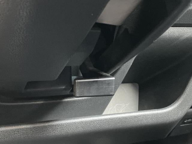 ノート ニスモ　新品タイヤ／保証書／純正　ＳＤナビ／ヘッドランプ　ＨＩＤ／Ｂｌｕｅｔｏｏｔｈ接続／ＥＴＣ／ＥＢＤ付ＡＢＳ／横滑り防止装置／アイドリングストップ／バックモニター／フルセグＴＶ／ＤＶＤ　バックカメラ（40枚目）