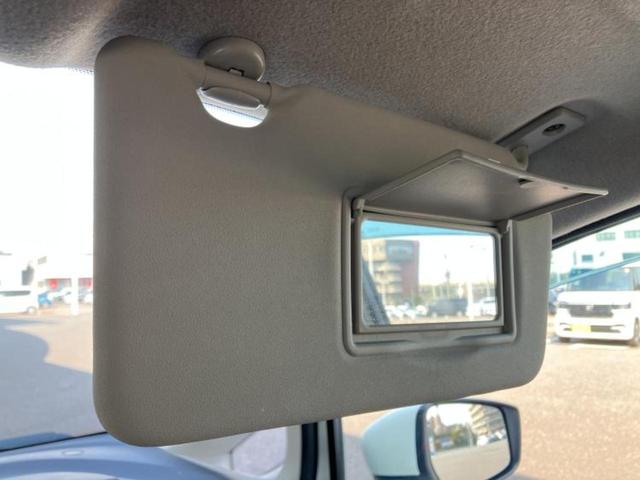 ノート ニスモ　新品タイヤ／保証書／純正　ＳＤナビ／ヘッドランプ　ＨＩＤ／Ｂｌｕｅｔｏｏｔｈ接続／ＥＴＣ／ＥＢＤ付ＡＢＳ／横滑り防止装置／アイドリングストップ／バックモニター／フルセグＴＶ／ＤＶＤ　バックカメラ（43枚目）