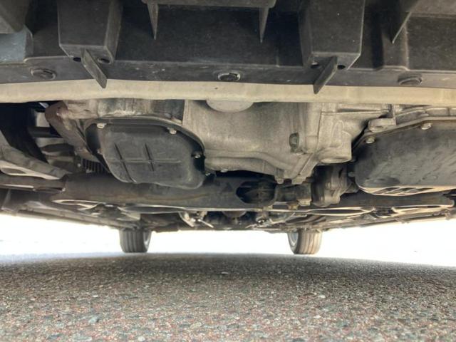 ノート ニスモ　新品タイヤ／保証書／純正　ＳＤナビ／ヘッドランプ　ＨＩＤ／Ｂｌｕｅｔｏｏｔｈ接続／ＥＴＣ／ＥＢＤ付ＡＢＳ／横滑り防止装置／アイドリングストップ／バックモニター／フルセグＴＶ／ＤＶＤ　バックカメラ（47枚目）