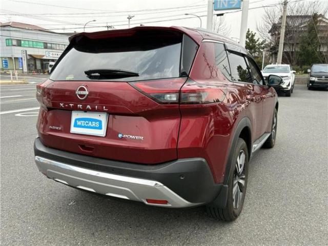 エクストレイル ４ＷＤ　Ｇ　ｅ－４ＯＲＣＥ　保証書／純正　１２．３インチ　メモリーナビ／インテリジェントルームミラー／衝突安全装置／シートヒーター　前席／全方位モニター／車線逸脱防止支援システム／シート　合皮／プロパイロット　全周囲カメラ（3枚目）