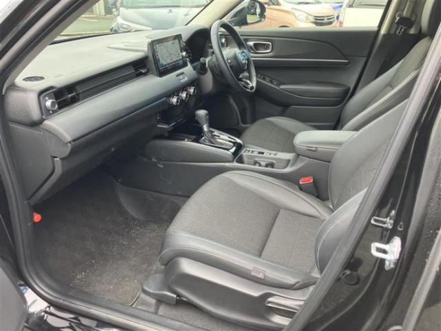 ヴェゼル ｅＨＥＶ　Ｚ　保証書／純正　９インチ　メモリーナビ／ホンダセンシング／シートヒーター　前席／車線逸脱防止支援システム／シート　ハーフレザー／電動バックドア／ドライブレコーダー　前後／ヘッドランプ　ＬＥＤ　ドラレコ（6枚目）