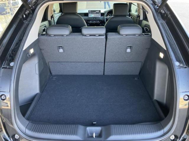 ヴェゼル ｅＨＥＶ　Ｚ　保証書／純正　９インチ　メモリーナビ／ホンダセンシング／シートヒーター　前席／車線逸脱防止支援システム／シート　ハーフレザー／電動バックドア／ドライブレコーダー　前後／ヘッドランプ　ＬＥＤ　ドラレコ（8枚目）